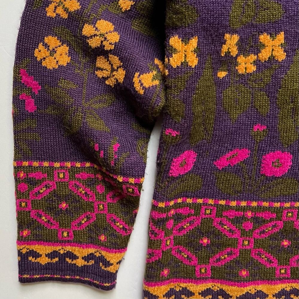 Vintage 80s Floral Pattern Mock Neck Purple Yellow Green Knit Sweater Geometric - Picture 7 of 11